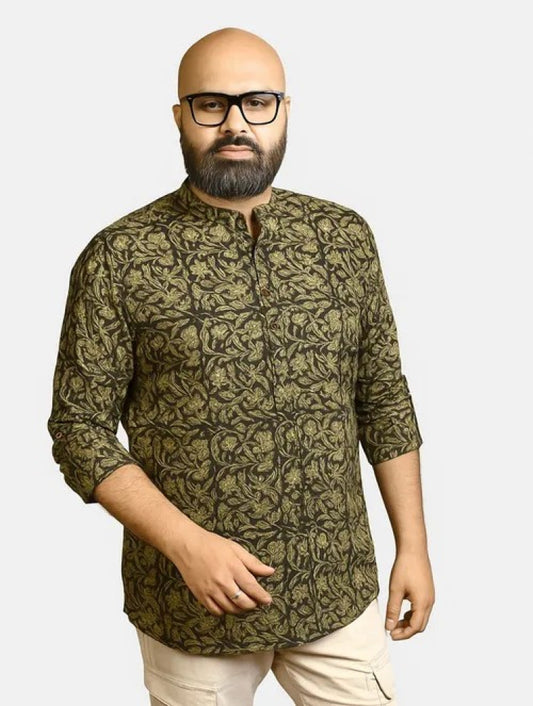 Akola Block Printed Cotton Men's Short Kurta - Green