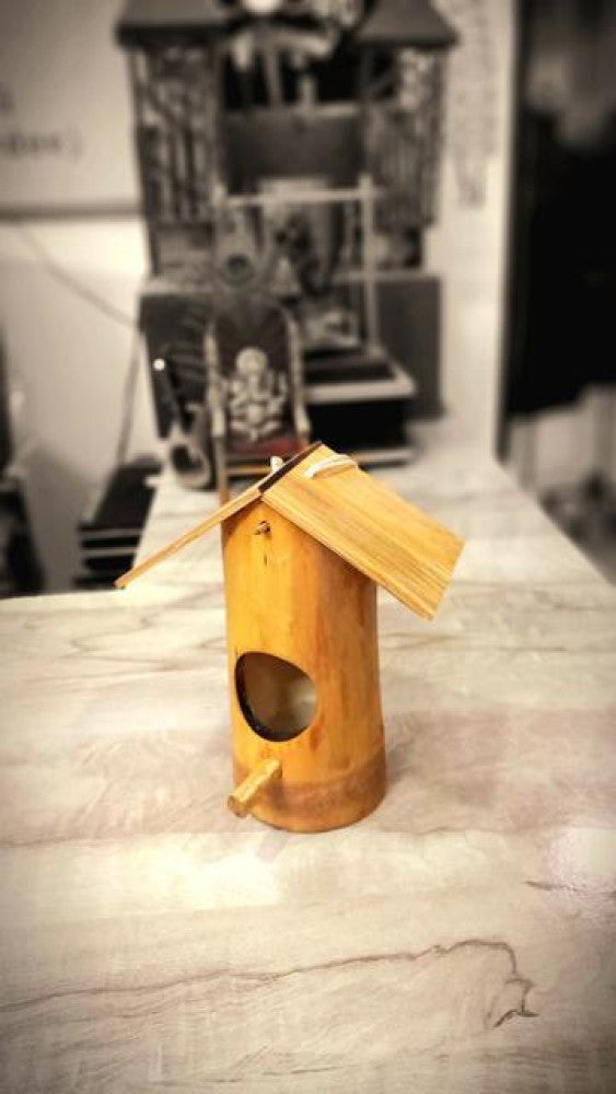 BAMBOO BIRD FEEDER