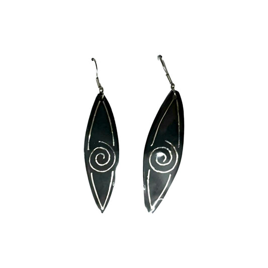 Bidriware Craft Earring with Intricate Inlay Design