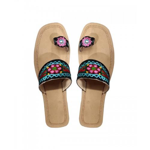 Handcrafted Leather Chamba Chappal With Thread Work
