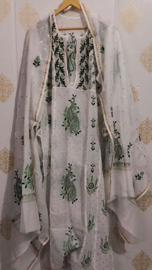 Ethnic White Hand Embroidery Chikankari Kurti