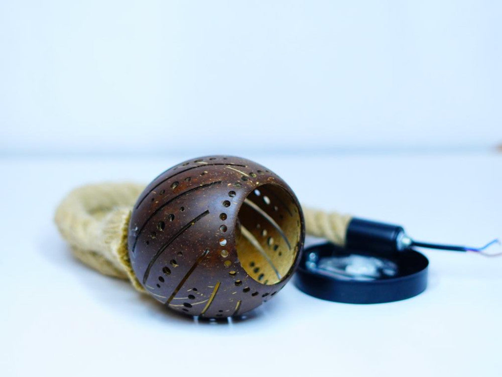 Hanging Light Diagonal