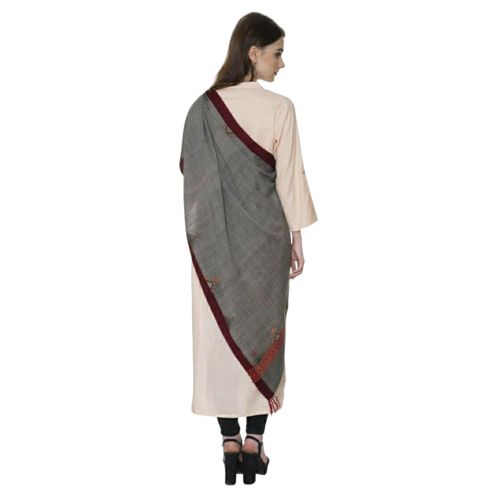 Himalayan doru shawl with 4 sided temple weaved