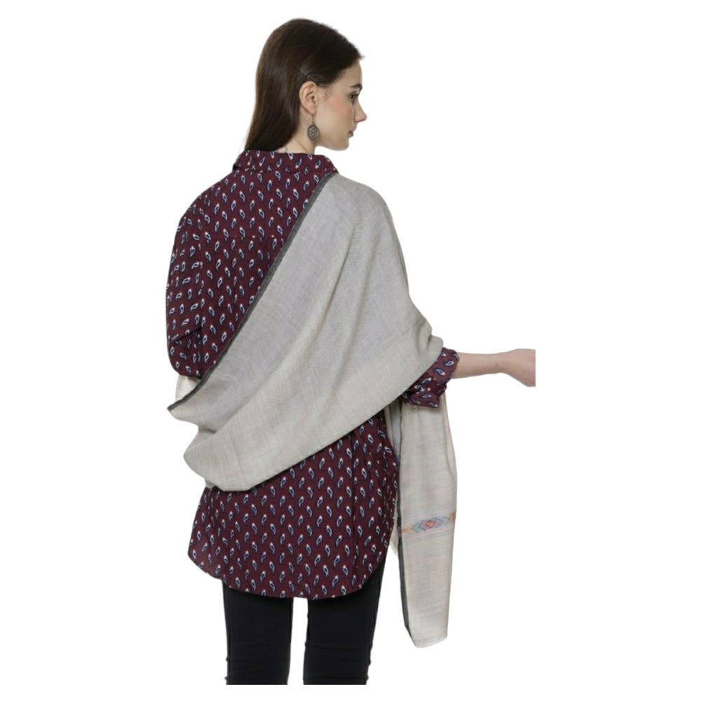 Himalayan pure lamb woolen Shawl super soft light weight stole in kathu design