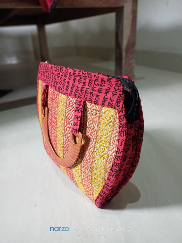 Ladies Hand Bag With Wooden Carrier-Style 12