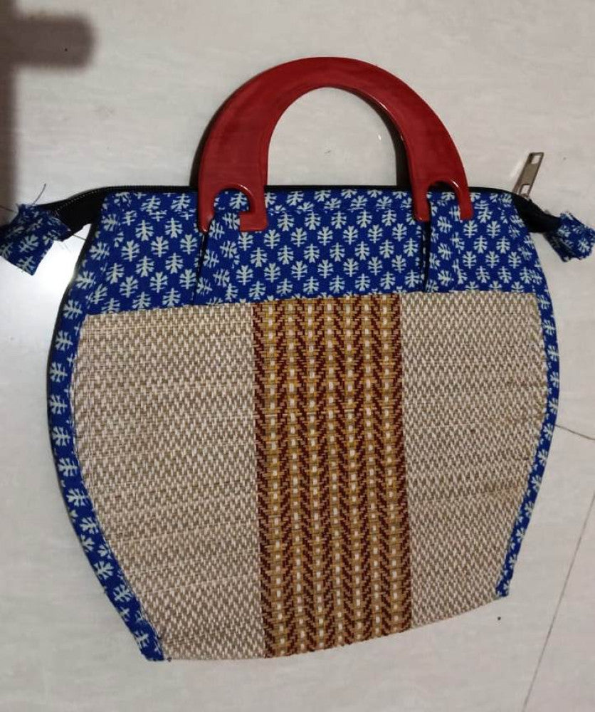 Ladies Hand Bag With Wooden Carrier-Style2