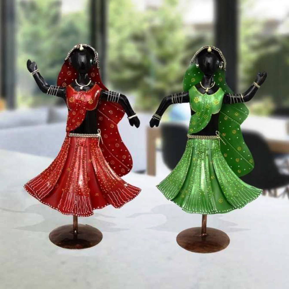Multicolour Girls Doing Garba Set Of 2