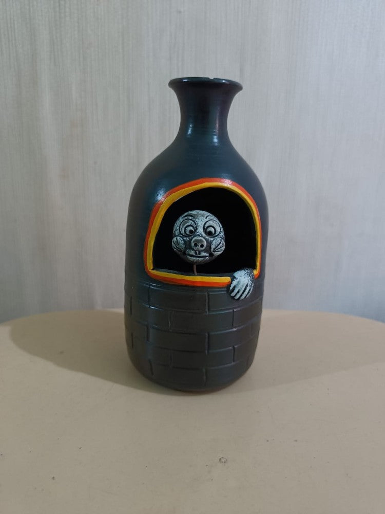 Handmade Eco-friendly Beautiful Black Pottery of Nizamabad Flower Pot