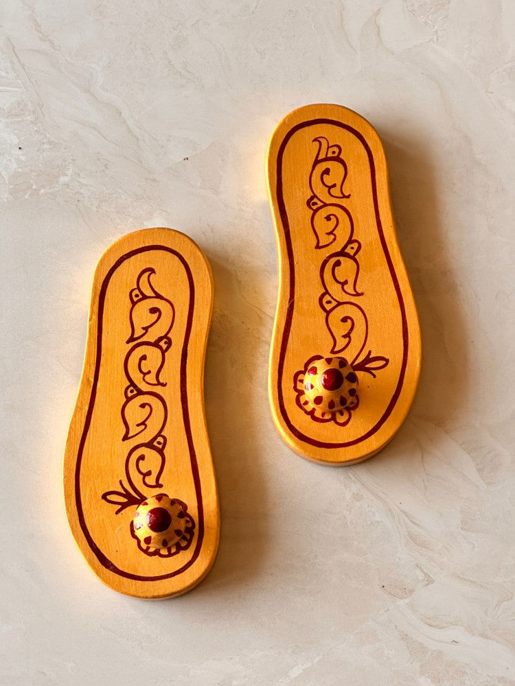 Sankheda Yellow Charan Paduka