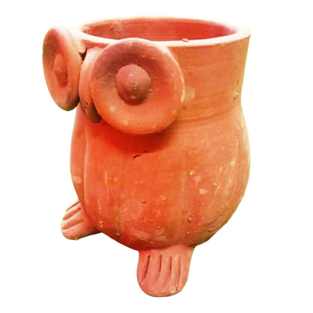 Terracota owl pen stand