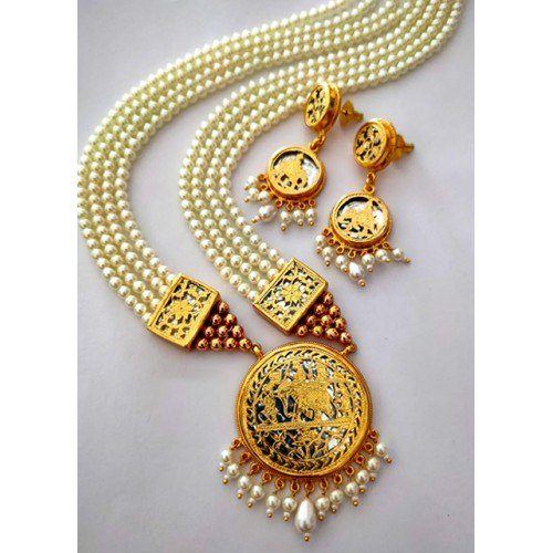 Handcrafted Pendant With Earring Thewa Art Gold Work Of Pearl