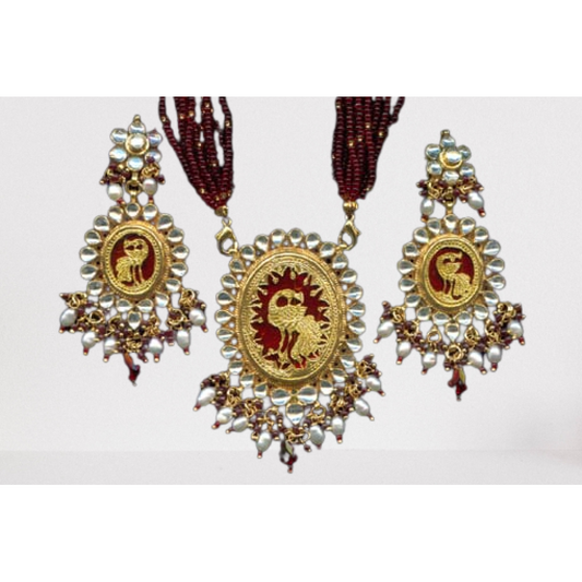 Thewa Art Gold Work Neckless Set Maroon